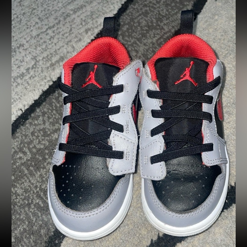 Nike Air Jordans 1 Low